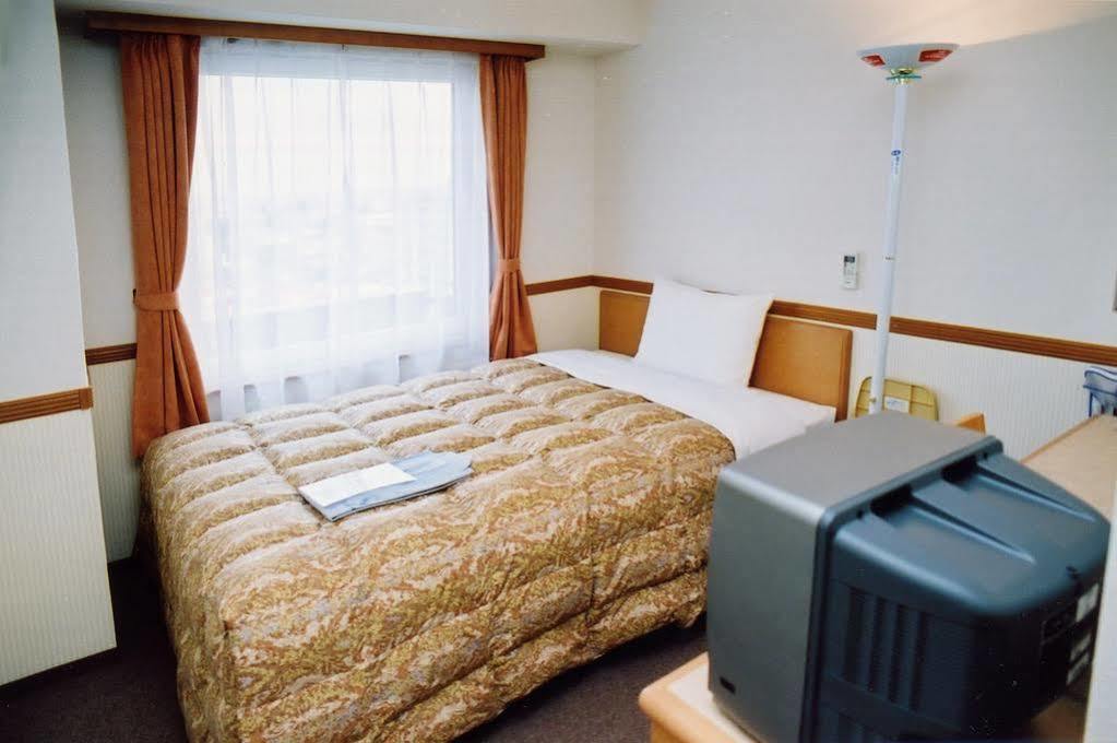 Toyoko Inn Sendai-Eki Nishi-Guchi Chuo Bagian luar foto