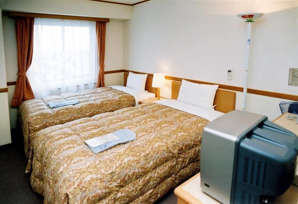 Toyoko Inn Sendai-Eki Nishi-Guchi Chuo Bagian luar foto